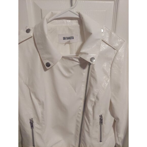 BB DAKOTA It's Electric Moto Jacket Belted Buckle Notch Collar White Size M - Picture 2 of 11